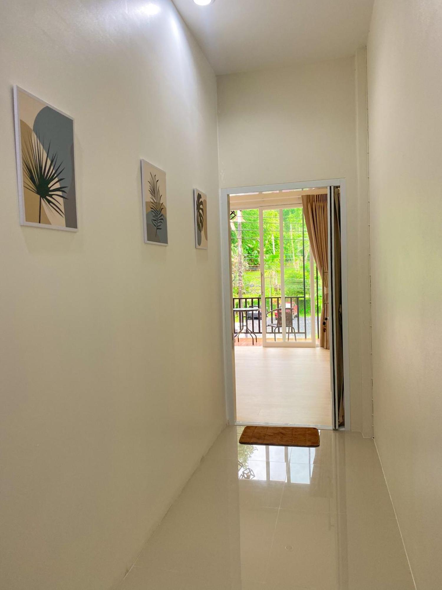 Private Room With Share Bathroom At Little Wild House Khaosok Khao Sok National Park المظهر الخارجي الصورة